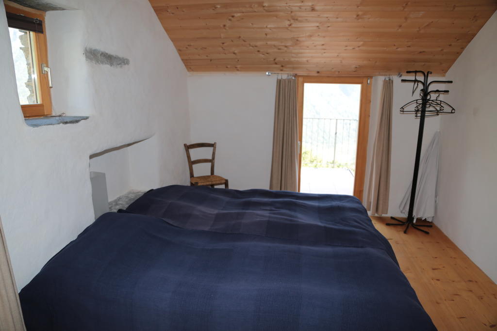 Ferienwohnung Casa Flora Verdabbio Zimmer foto