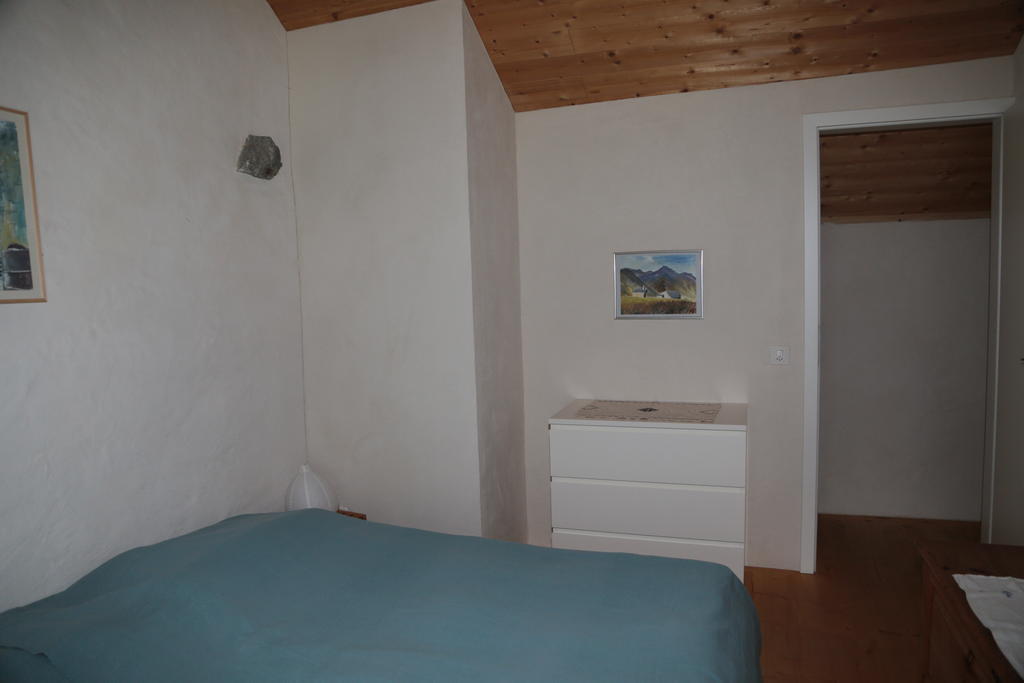 Ferienwohnung Casa Flora Verdabbio Zimmer foto